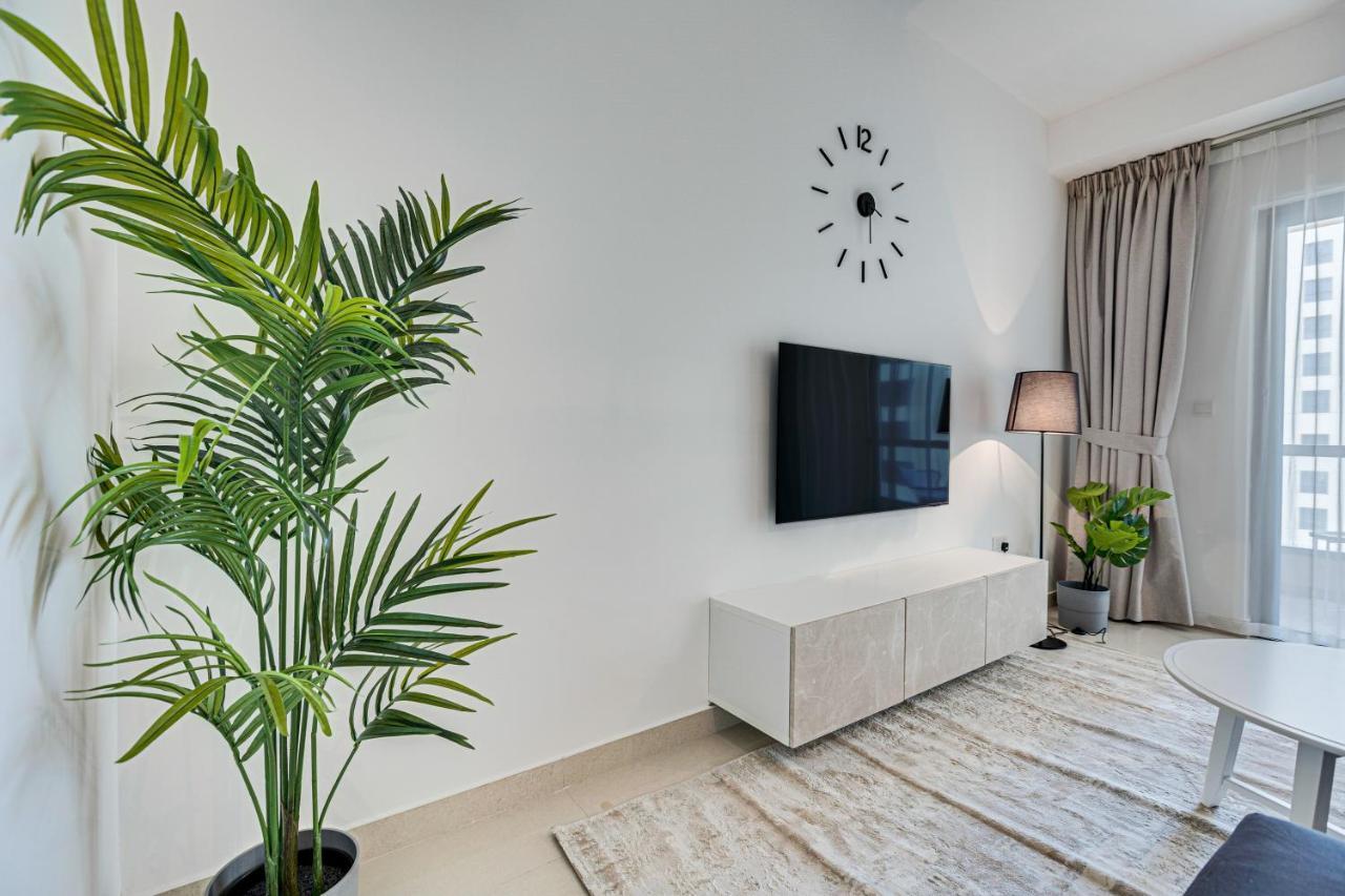 2 Bd Apartment In Bahar Jbr Dubai Exterior photo