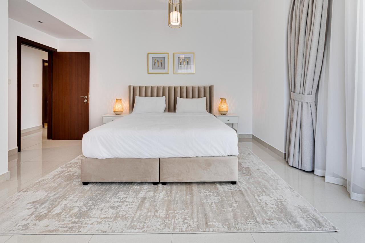 2 Bd Apartment In Bahar Jbr Dubai Exterior photo
